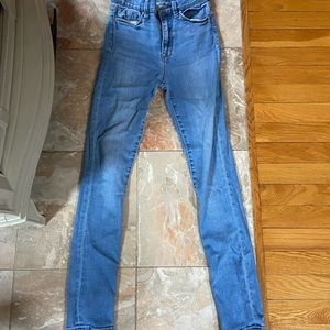 Urban Outfitters twig high rise jeans in size 25 w light blue.